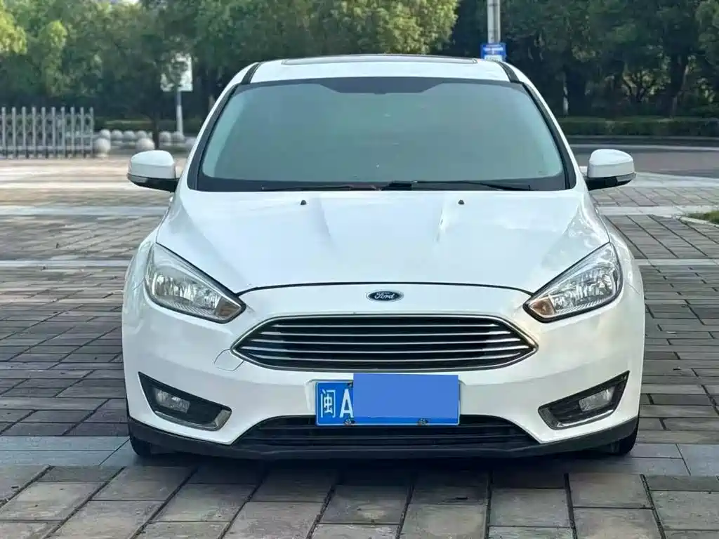 Focus 2017 Sedan EcoBoost 180 Automatic Elite купить на сайте DeffCars