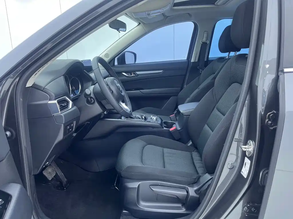 Mazda CX-5 2021 2.0L automatic two-wheel drive smart model купить на сайте DeffCars