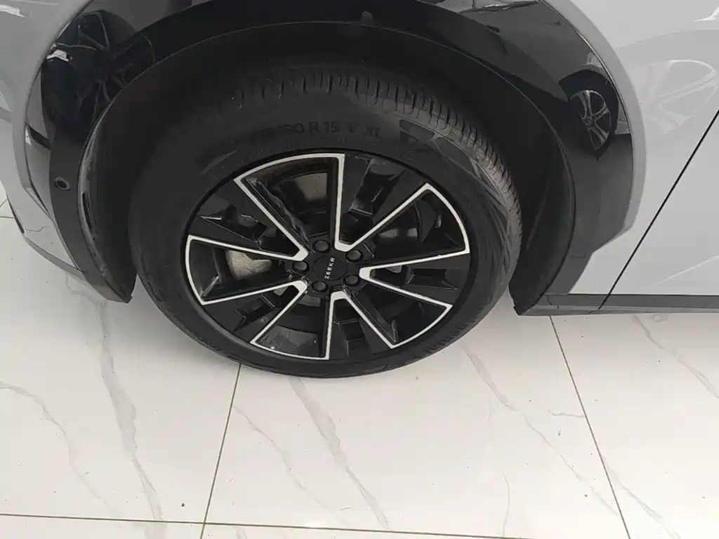 Jikrypton X 2023 four-wheel drive YOU version 5 seats купить на сайте DeffCars