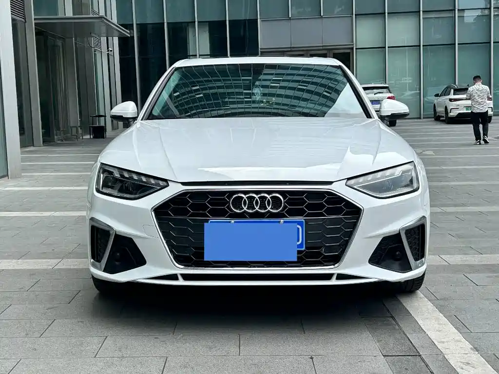 Audi A4L 2020 40 TFSI Fashionable and Dynamic купить на сайте DeffCars