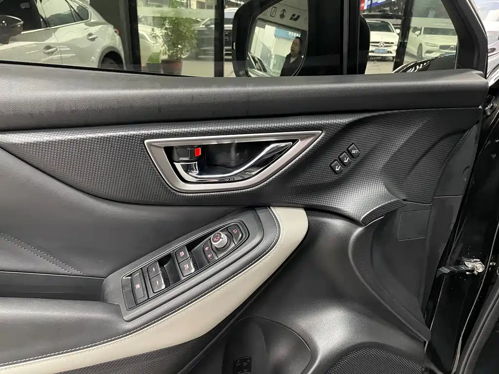 Forester 2022 2.0i AWD Deluxe Edition EyeSight купить на сайте DeffCars