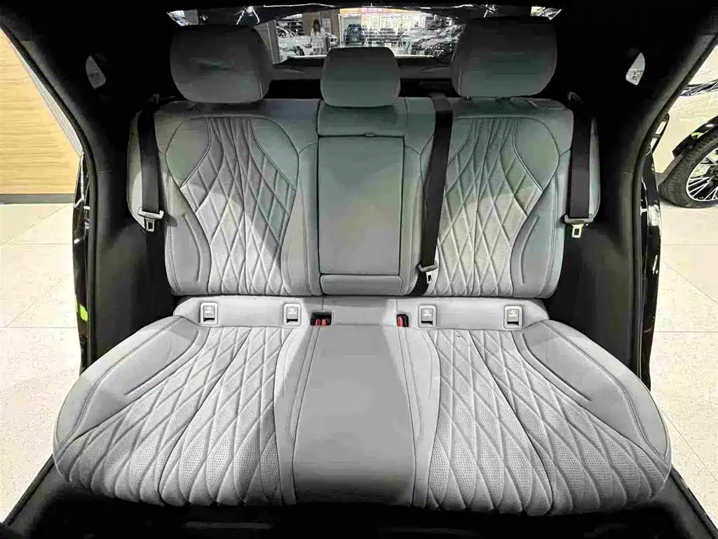 Seal 2023 Champion Edition 550km Premium Type купить на сайте DeffCars