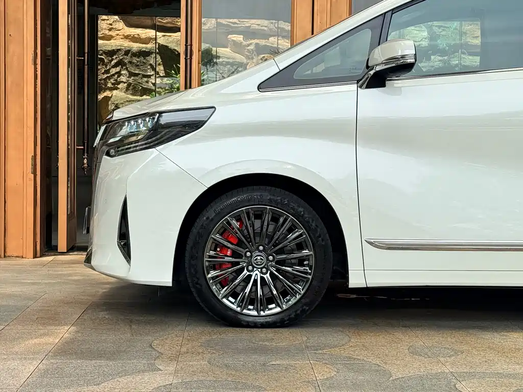 Alfa 2018 facelift 3.5L premium version купить на сайте DeffCars