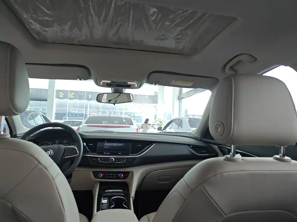 Regal 2020 552T Elite купить на сайте DeffCars