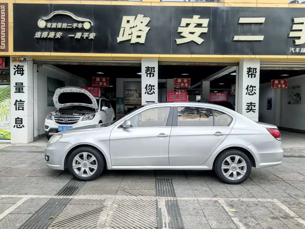 Lavida 2011 1.6L automatic elegant version купить на сайте DeffCars