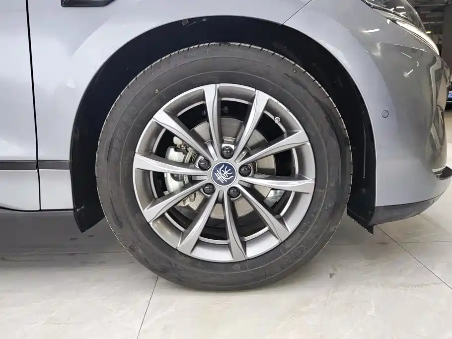 Qin L 2025 EV 545KM transcendent model купить на сайте DeffCars