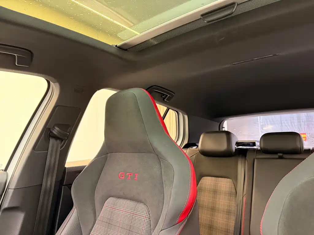 Golf GTI 2021 380TSI DSG купить на сайте DeffCars