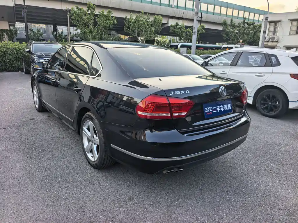 Passat 2013 1.8TSI DSG Royal Edition купить на сайте DeffCars