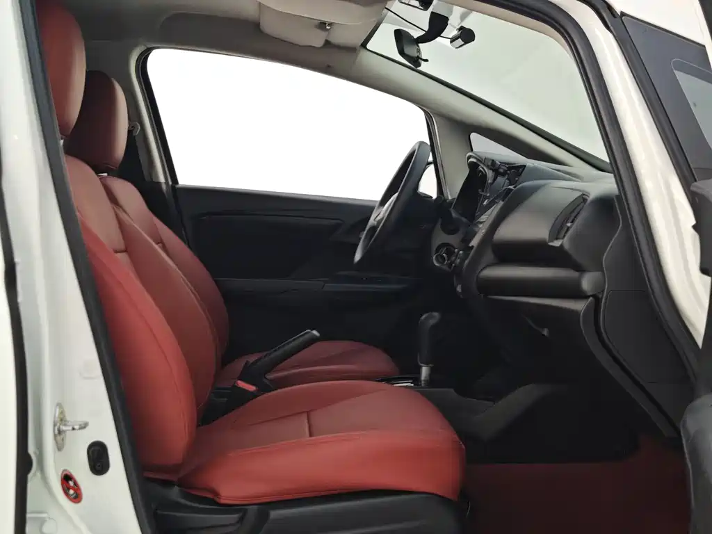 Fit 2018 1.5L CVT Comfort Edition купить на сайте DeffCars