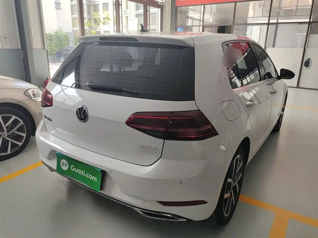 Golf 2020 280TSI DSG luxury model купить на сайте DeffCars