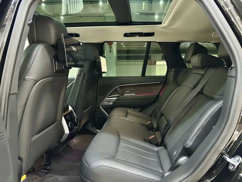 Range Rover 2024 3.0 L6 360PS Grand Edition купить на сайте DeffCars
