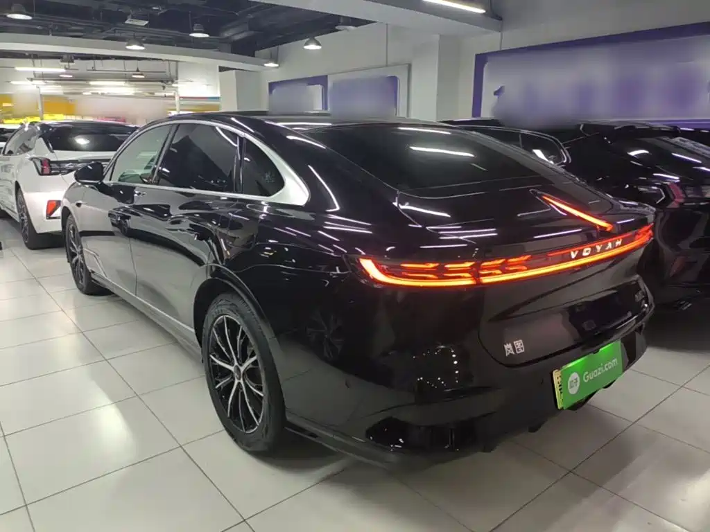 Lantu Chasing Light 2024 PHEV four-wheel drive super long range executive version купить на сайте DeffCars