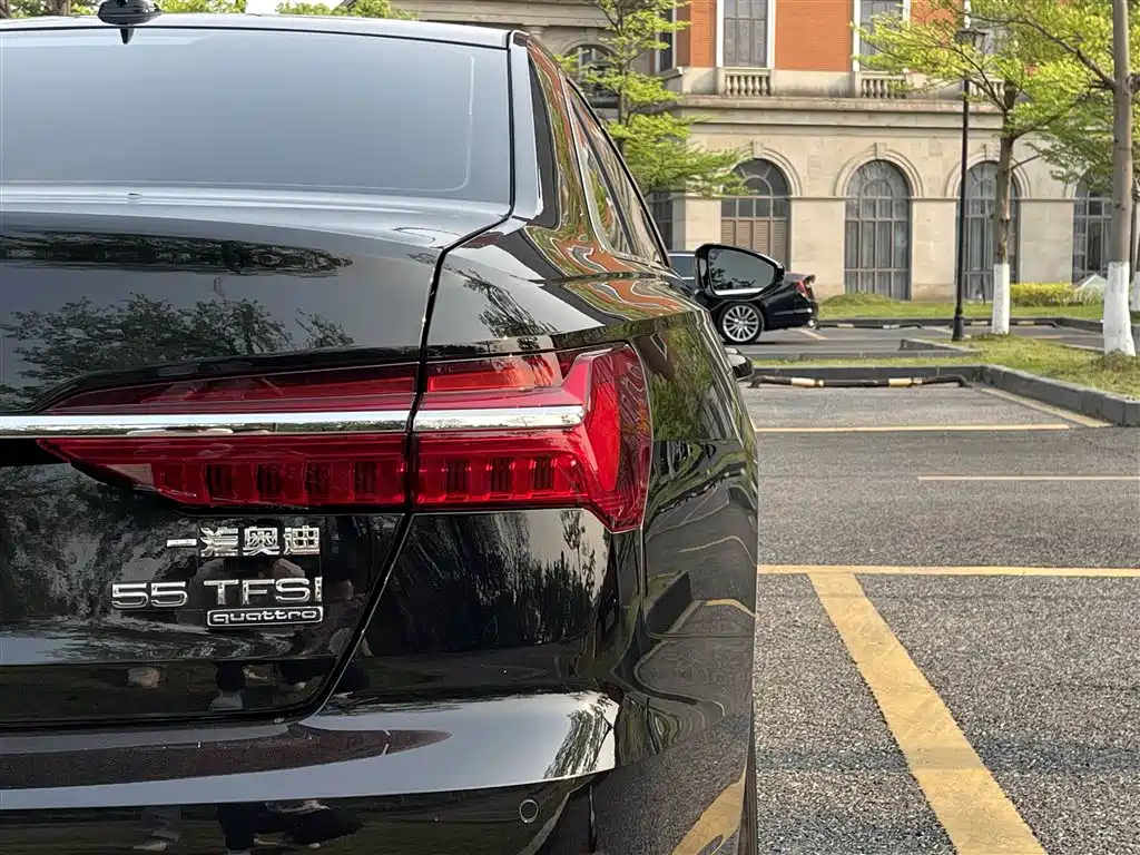 Audi A6L 2022 55 TFSI quattro exclusive dynamic model купить на сайте DeffCars