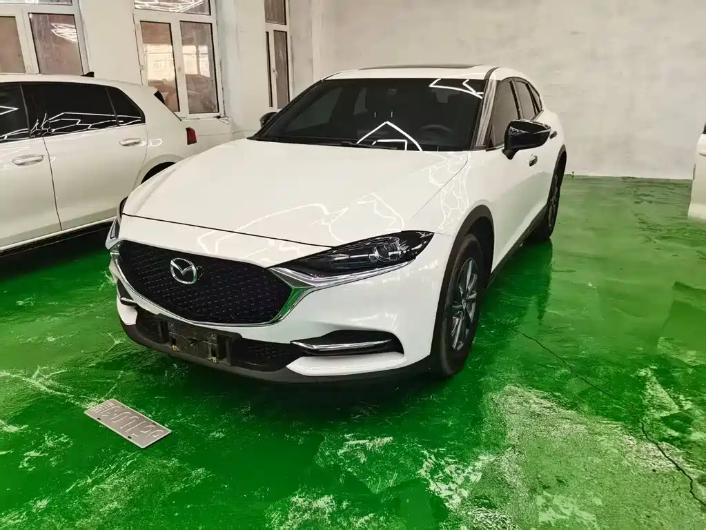 Mazda CX-4 2021 2.0L automatic two-wheel drive Blue Sky Vitality Edition купить на сайте DeffCars