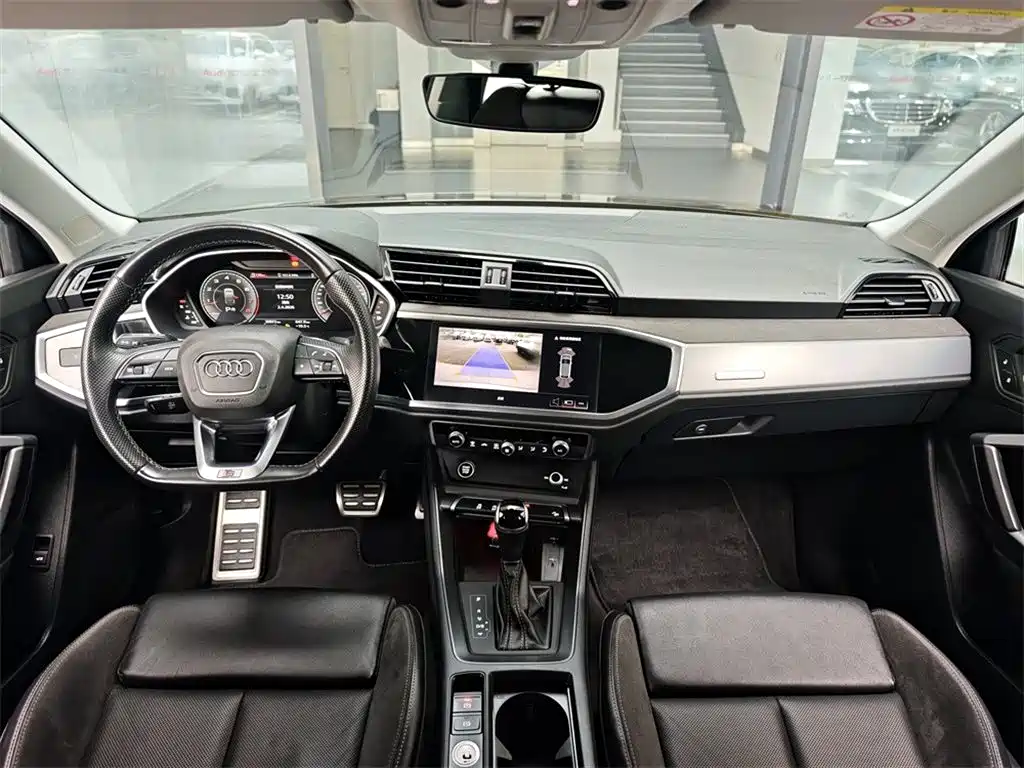 Audi Q3 Sportback 2023 45 TFSI quattro fashionable model купить на сайте DeffCars