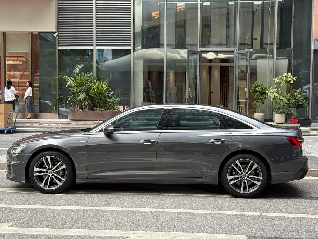 Audi A6L 2021 45 TFSI Premium Dynamic Model купить на сайте DeffCars