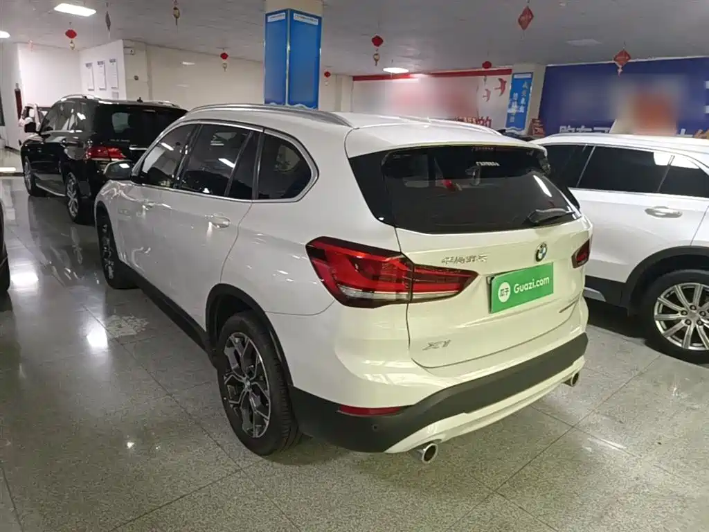 BMW X1 2021 sDrive25Li Leading Model купить на сайте DeffCars