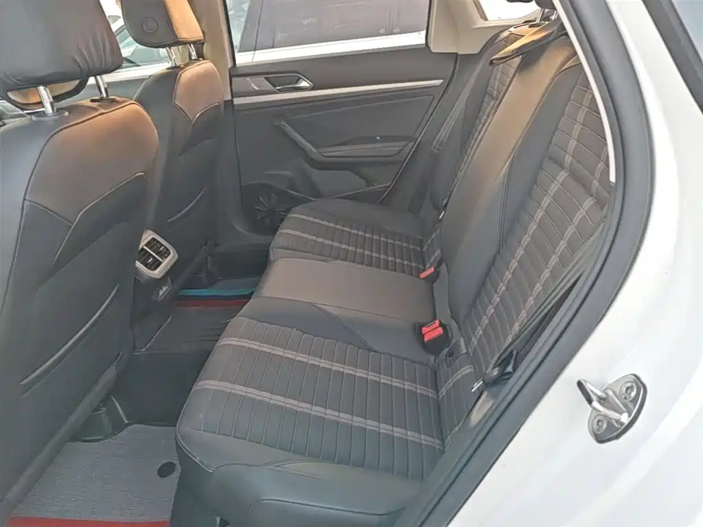 Lavida 2018 280TSI DSG Comfort Edition National V купить на сайте DeffCars