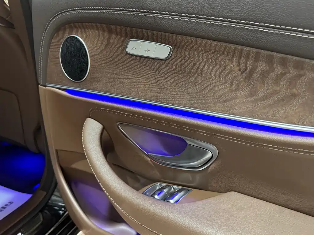 Mercedes-Benz E-Class 2023 E 300 L Fashion купить на сайте DeffCars