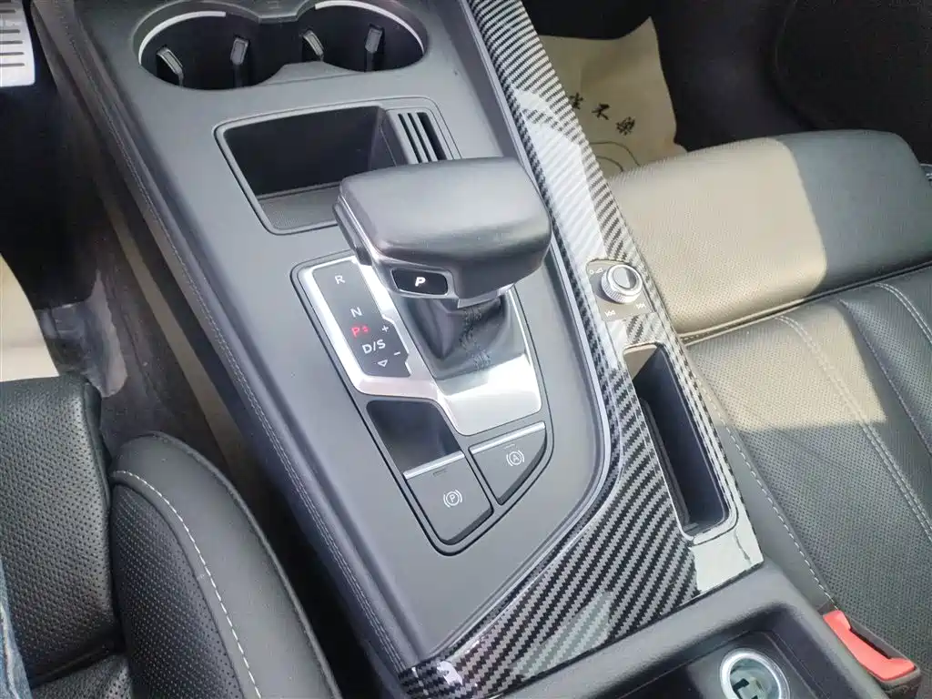 Audi A4L 2022 40 TFSI luxury and dynamic model купить на сайте DeffCars