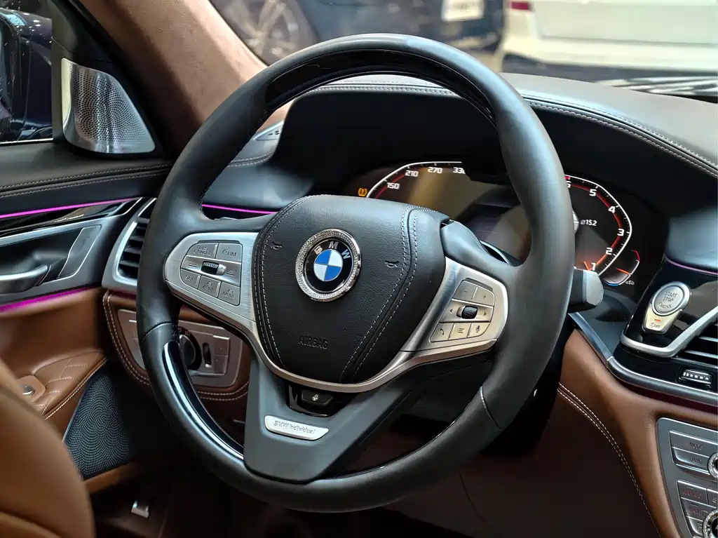 BMW 7 Series 2019 740Li xDrive Executive Luxury Package купить на сайте DeffCars