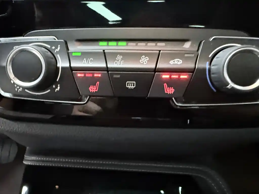 BMW 1 Series 2021 120i M Sports Night Edition купить на сайте DeffCars