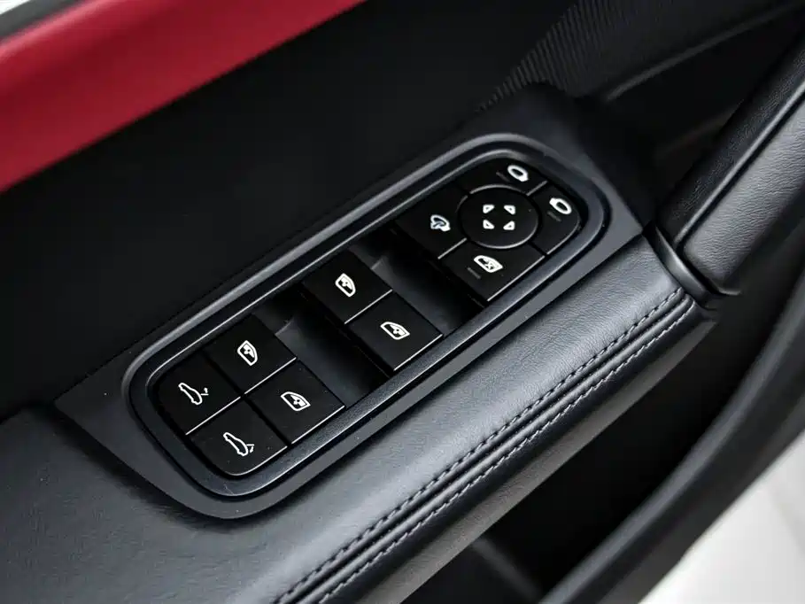 Cayenne 2024 Cayenne 3.0T купить на сайте DeffCars