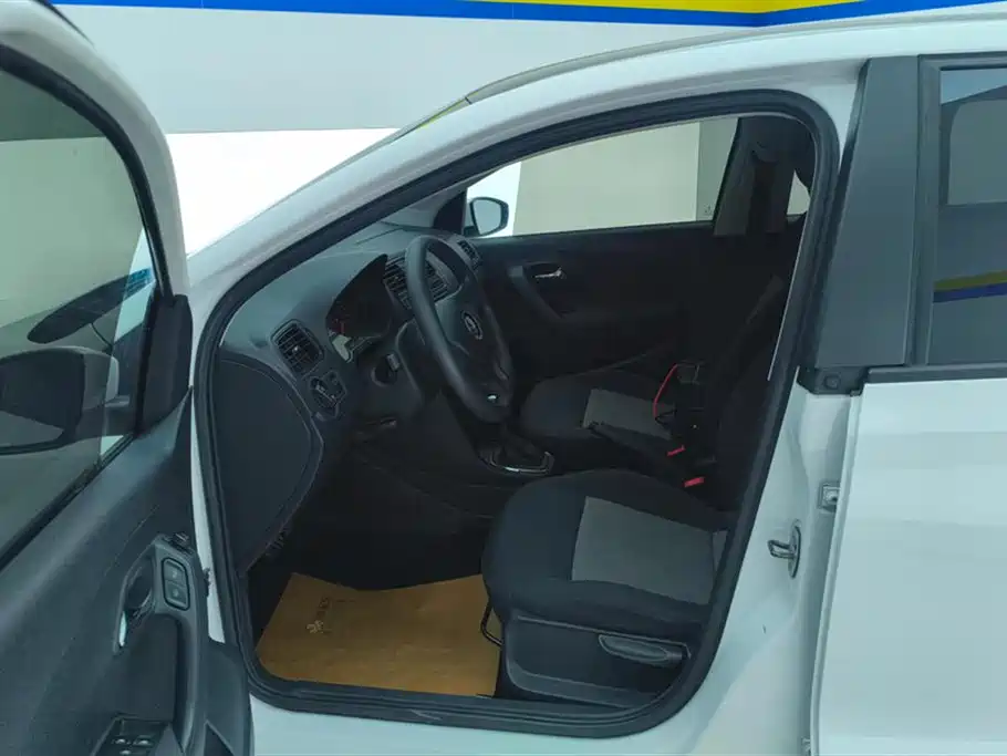Polo 2018 1.5L automatic safe driving model купить на сайте DeffCars