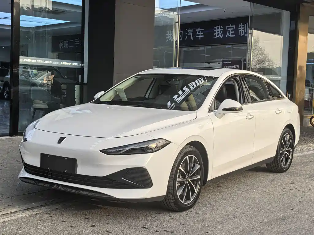 Roewe D7 2025 DMH 125km World Championship Edition купить на сайте DeffCars