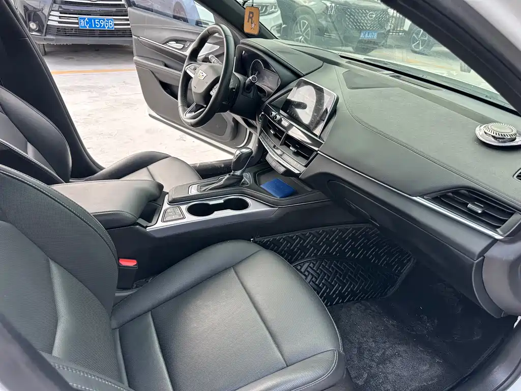 Cadillac CT4 2023 25T luxury model купить на сайте DeffCars