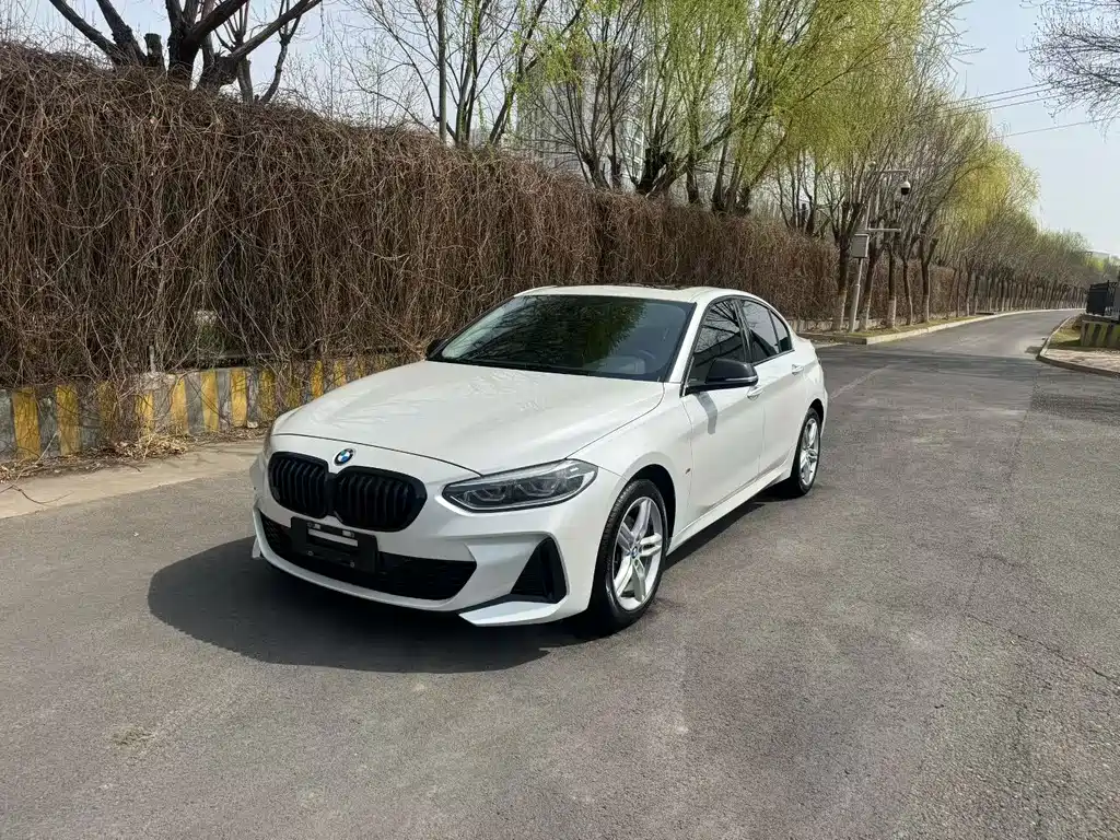 BMW 1 Series 2022 120i M Sports Night Edition купить на сайте DeffCars