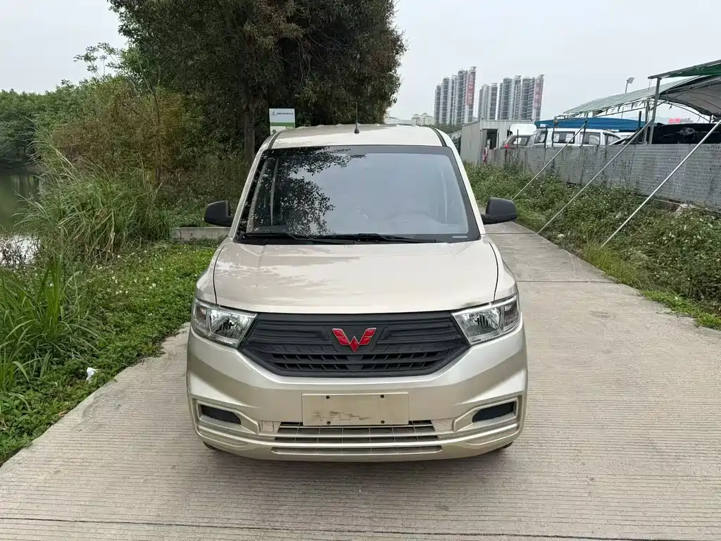 Wuling Hongguang V 2022 1.5L Jintu version of the electric power-assisted LAR with sealed windows купить на сайте DeffCars