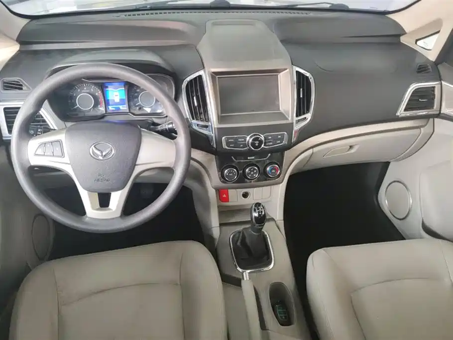BAIC Huansu H3 2016 H3F 1.5L manual premium model купить на сайте DeffCars