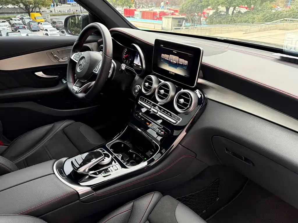 Mercedes-Benz GLC AMG 2017 AMG GLC 43 4MATIC купить на сайте DeffCars