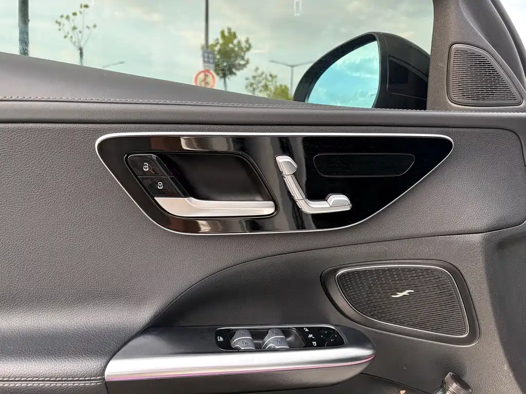 Mercedes C-Class 2023 C 260 L Sports Edition купить на сайте DeffCars