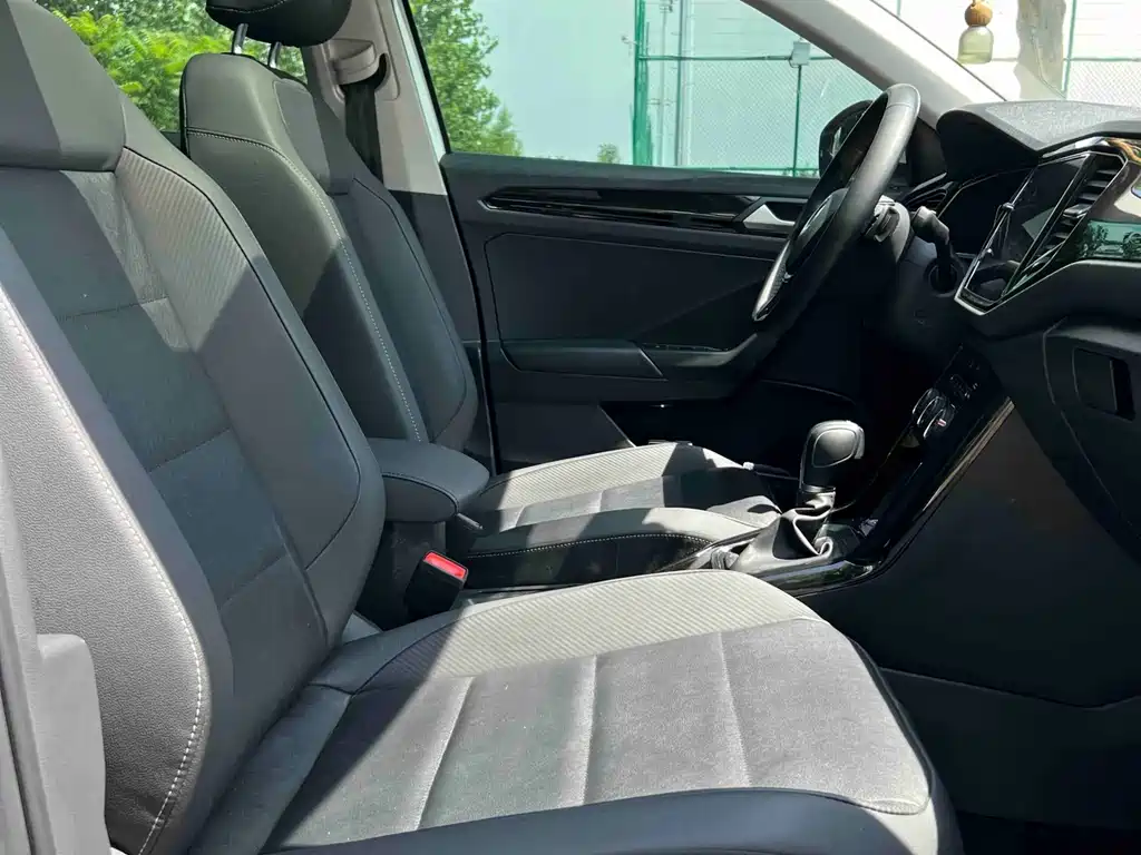T-ROC 2022 model 280TSI DSG two-wheel drive comfort PLUS купить на сайте DeffCars