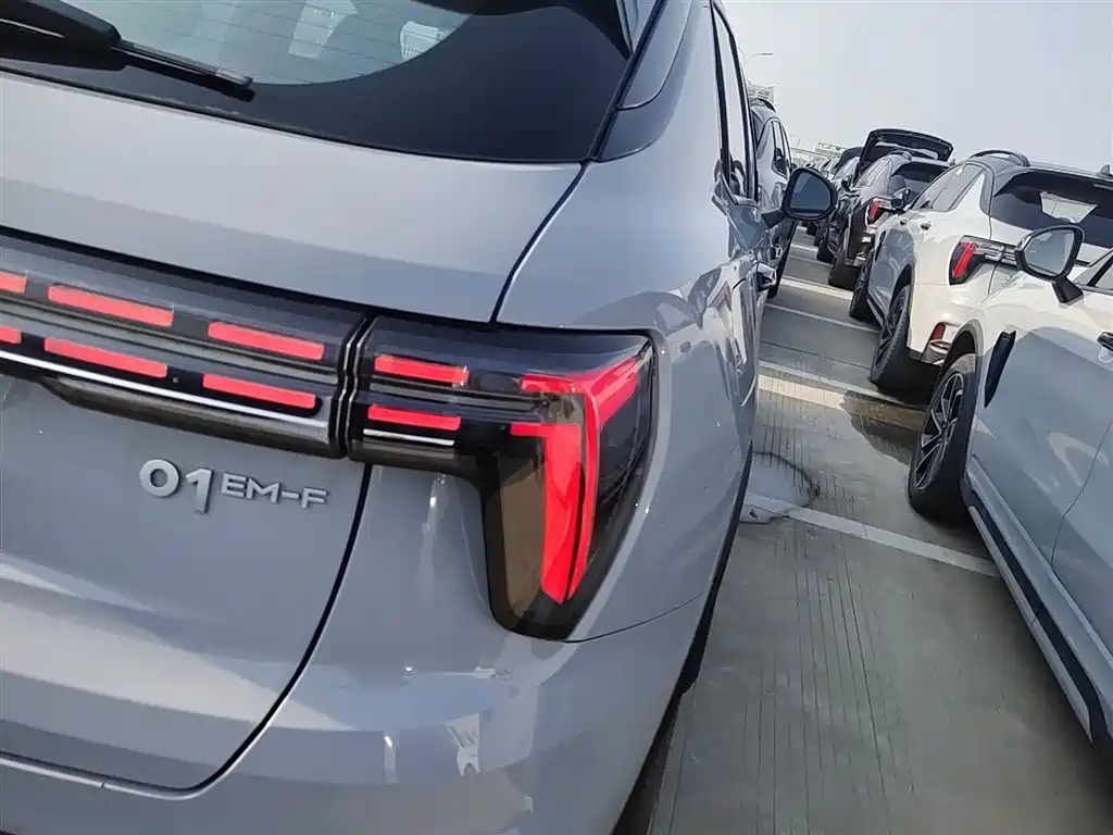 Lynk & Co 01 2023 1.5TD EM-F AM купить на сайте DeffCars