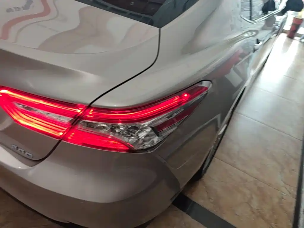 Camry 2021 2.0G Deluxe Edition купить на сайте DeffCars