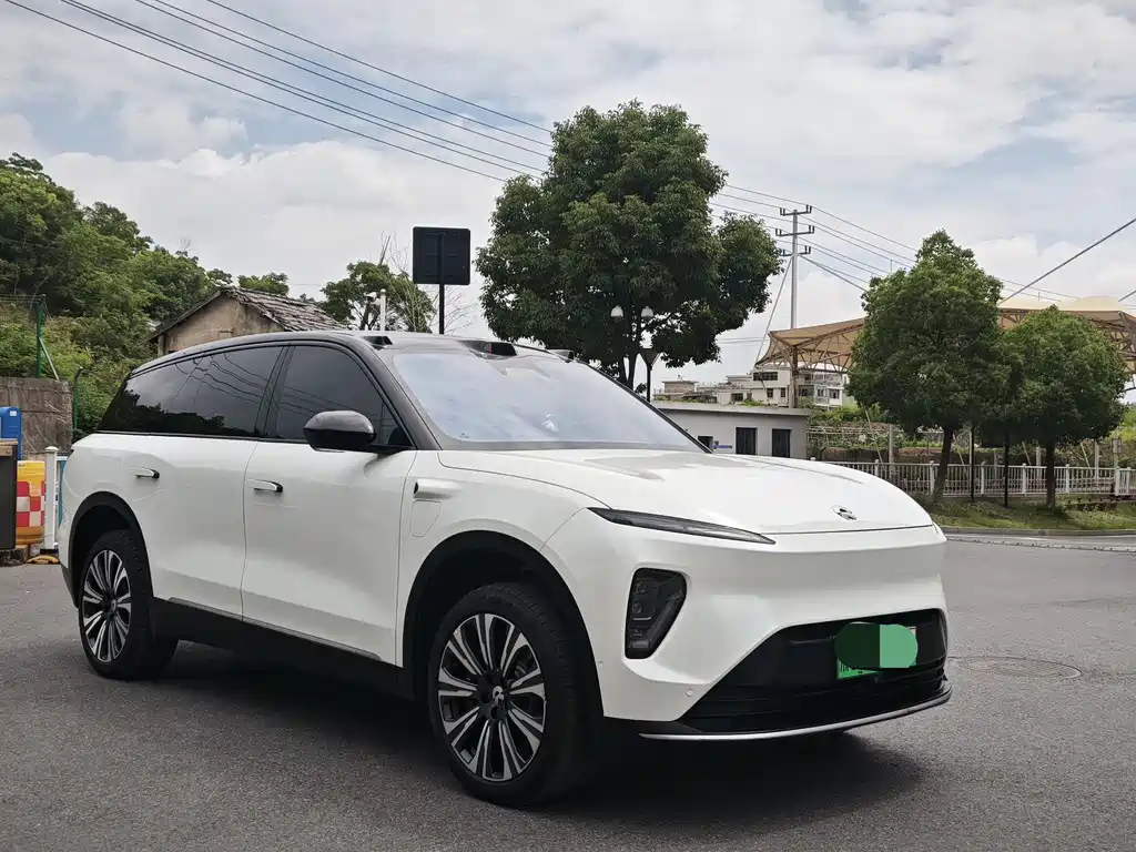 NIO ES8 2024 model 75kWh купить на сайте DeffCars
