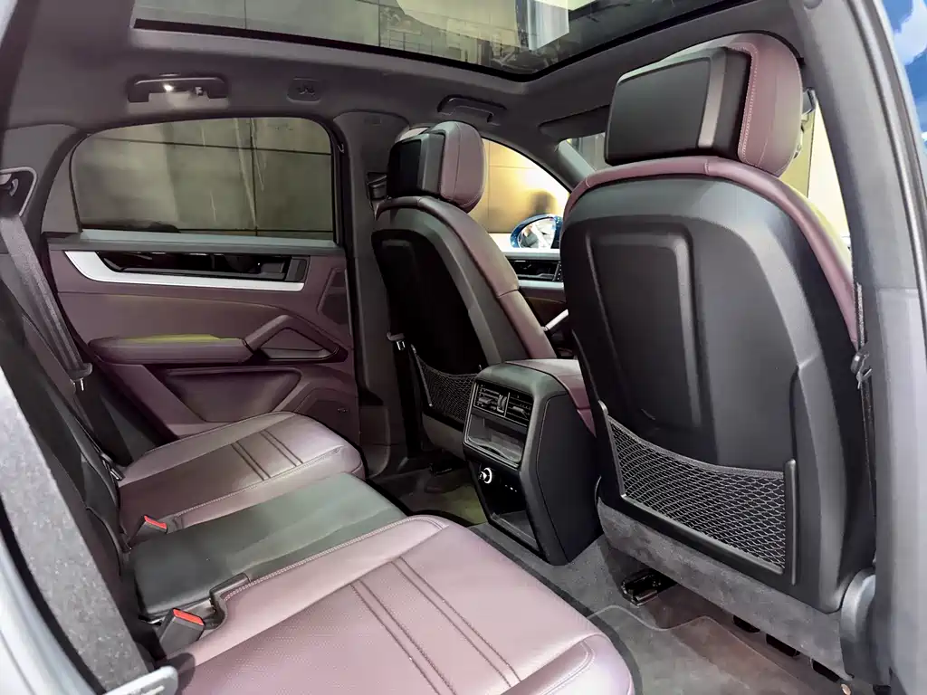Cayenne 2024 Cayenne Coupé 3.0T купить на сайте DeffCars