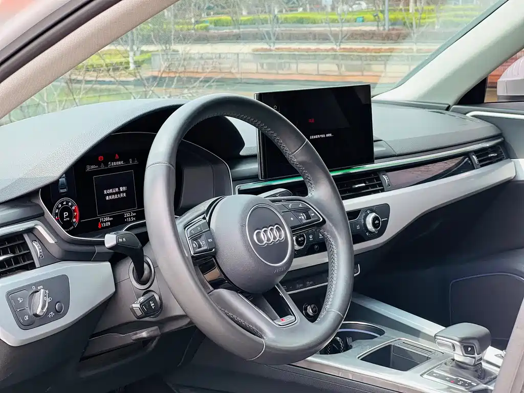 Audi A4L 2020 40 TFSI Fashionable and Dynamic купить на сайте DeffCars