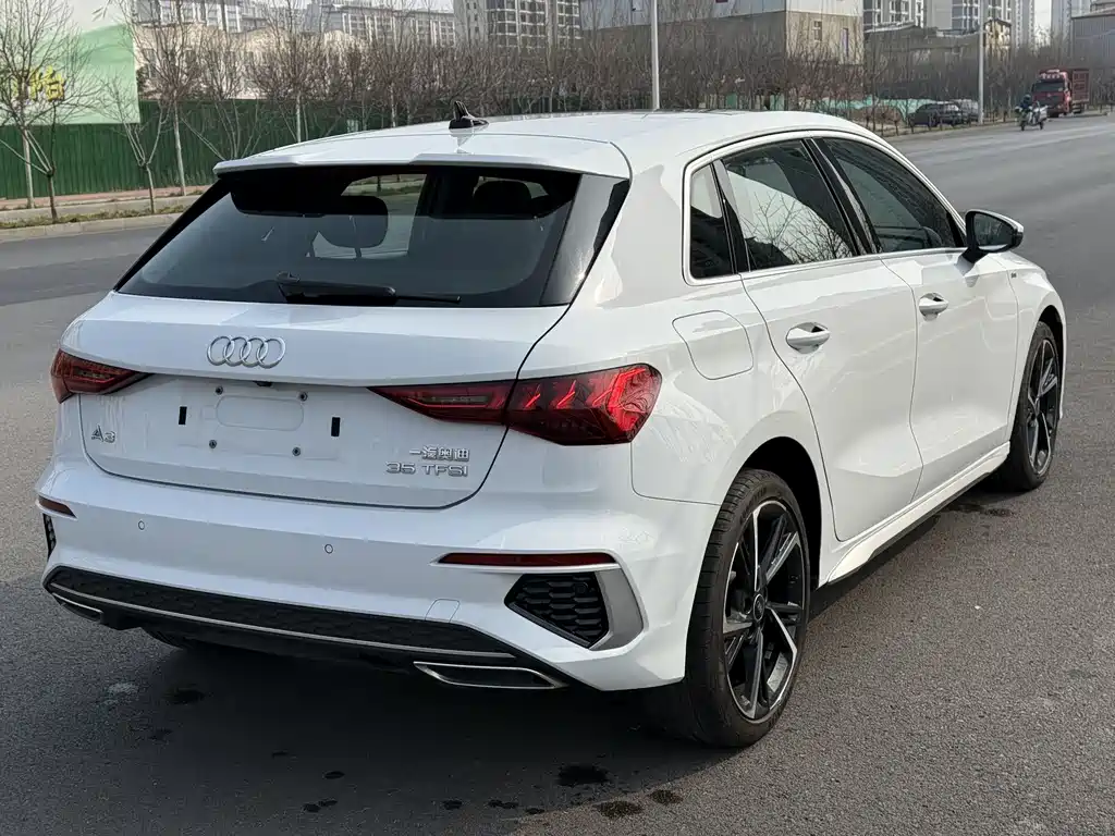Audi A3 2024 Sportback 35 TFSI stylish and sporty купить на сайте DeffCars