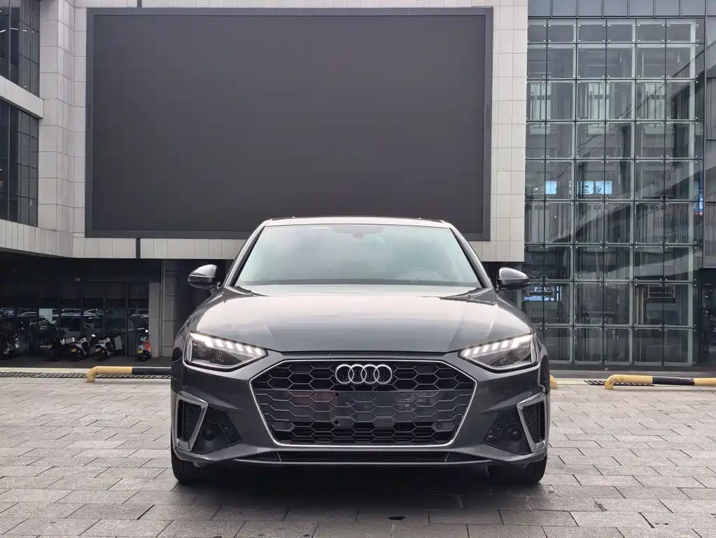 Audi A4L 2020 40 TFSI Fashionable and Dynamic купить на сайте DeffCars