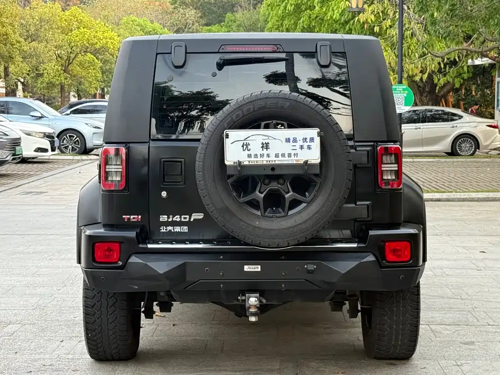 Beijing off-road BJ40 2023 2.0D automatic four-wheel drive Blade Hero Edition knight type (front and rear electronically controlled locks) купить на сайте DeffCars