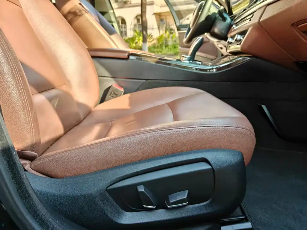 BMW 5 Series 2017 525Li Leading Model купить на сайте DeffCars