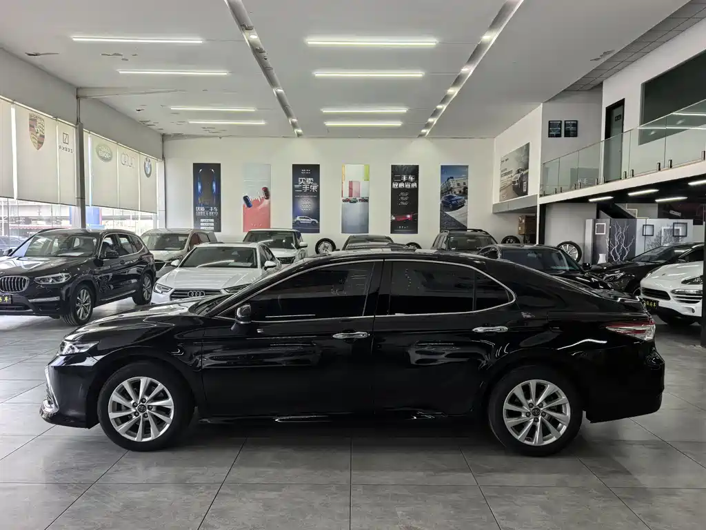 Camry 2021 2.0G Deluxe Edition купить на сайте DeffCars