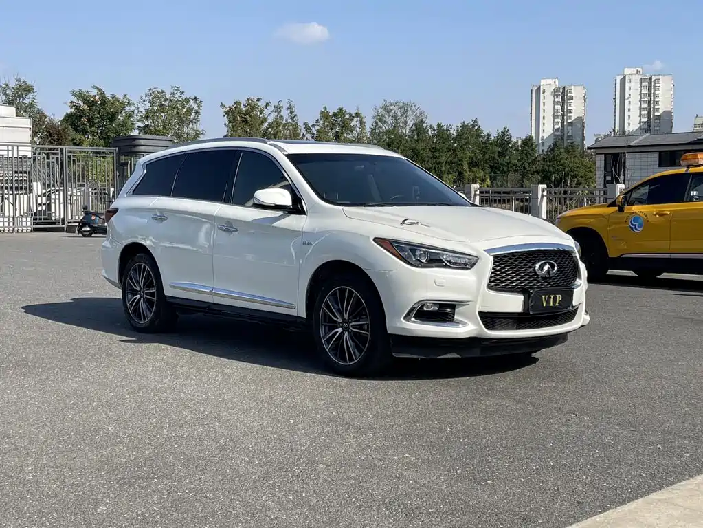 Infiniti QX60 Imported 2016 2.5 S/C Hybrid Two-wheel drive Excellent Edition National V купить на сайте DeffCars