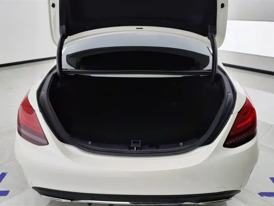 Mercedes-Benz C-Class 2019 C 180 L Fashionable Sports Edition купить на сайте DeffCars