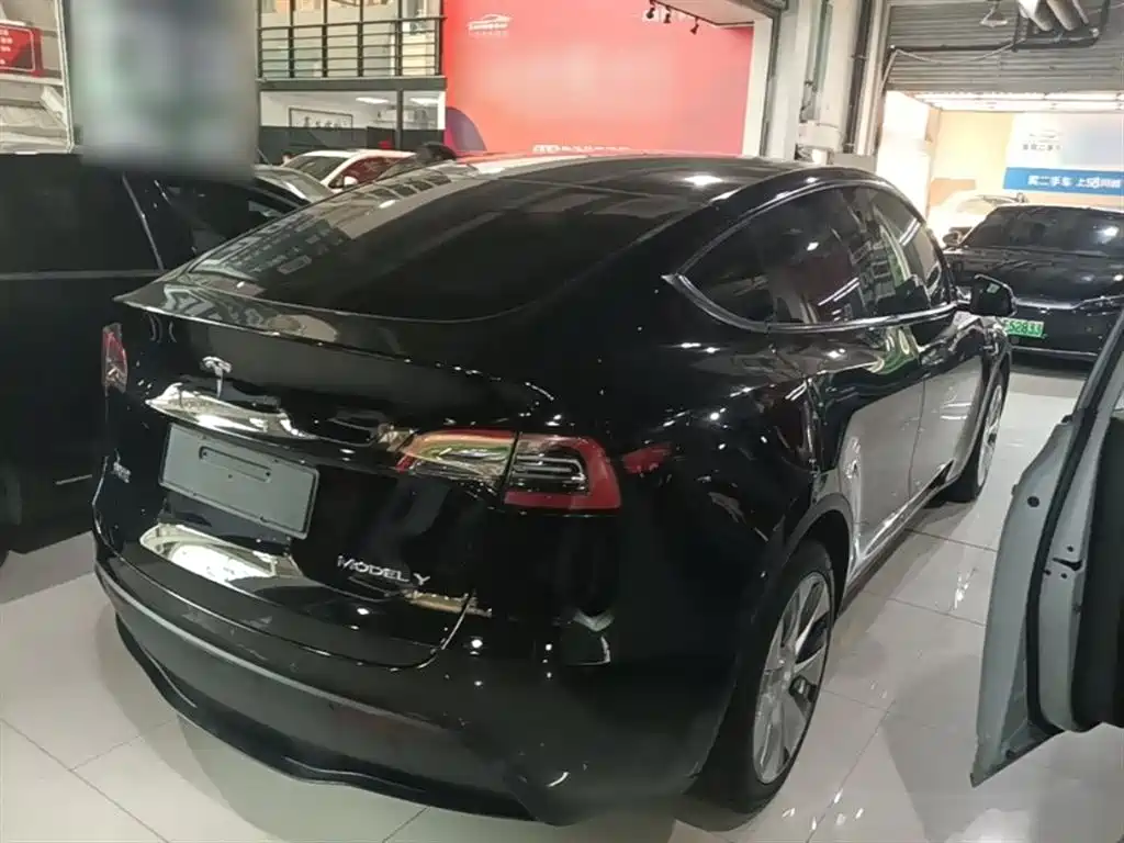 Model Y 2022 facelift rear-wheel drive version купить на сайте DeffCars