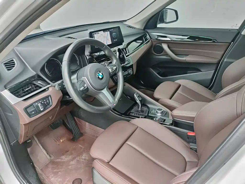 BMW X1 2020 sDrive20Li Exclusive Model купить на сайте DeffCars